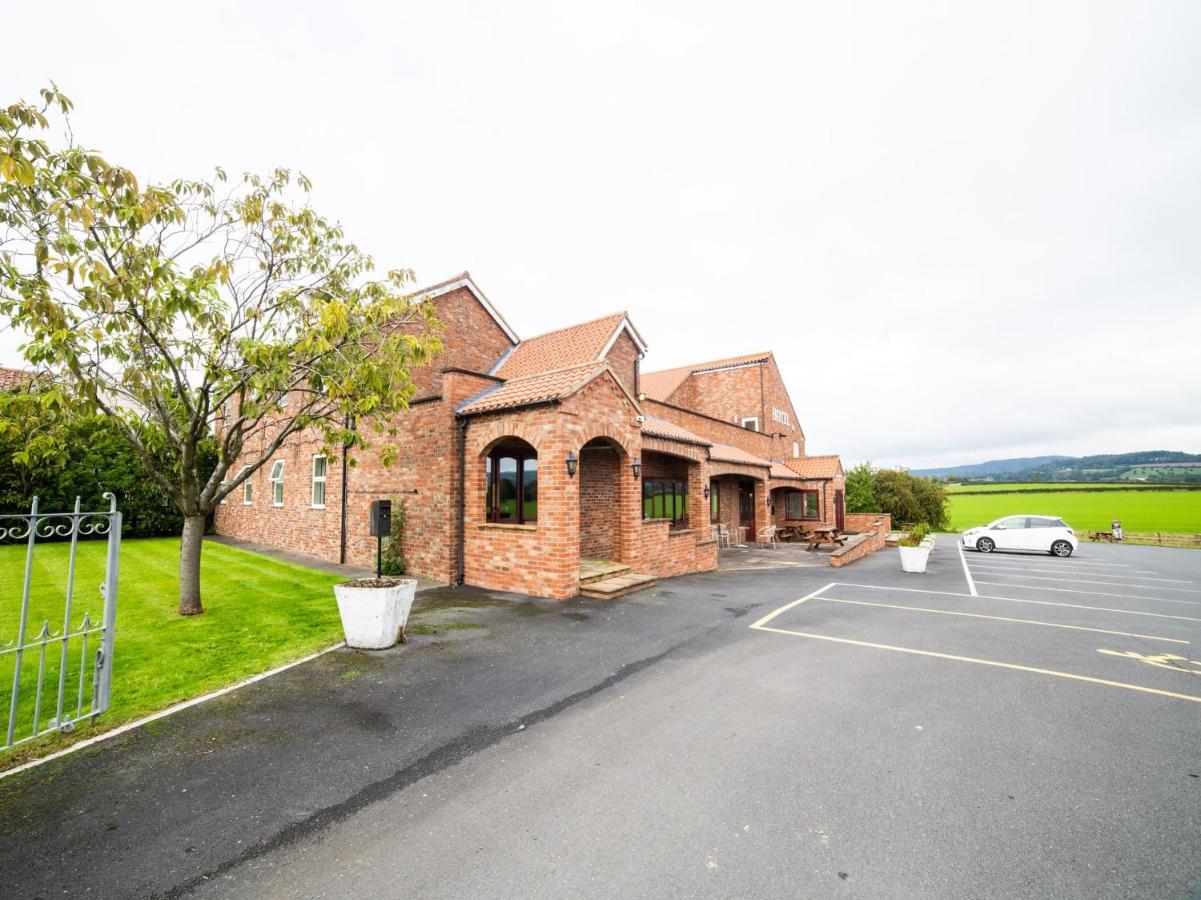 Oyo White Horse Lodge Hotel, East Thirsk Bagby Εξωτερικό φωτογραφία